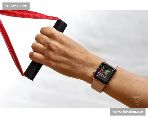 厦门二中校园足球赛使用传感器与芯片采集球员心率、跑动距离等数据